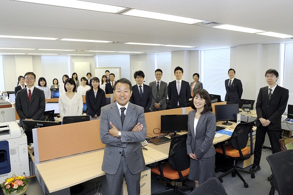 響き税理士法人集合写真